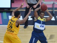 Basketball 1. Bundesliga 14/15 Hauptrunde:  Walter Tigers Tuebingen - EWE Baskets Oldenburg