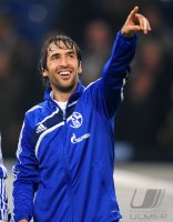 Fussball: 1. Bundesliga Saison 2010/2011, Schalke: RAUL