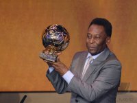 Fussball International FIFA Ballon d Or 2013: Ehrenpreis fuer Pele (Brasilien)