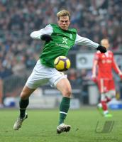 FUSSBALL, 1. BUNDESLIGA, 19. Spieltag: Bremen, BOROWSKI Einzelaktion