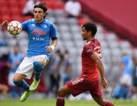 Fussball Audi Football Summit 2021 FC Bayern Muenchen - SSC Neapel