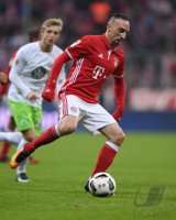 Fussball 1. Bundesliga Saison 16/17: FC Bayern Muenchen - VfL Wolfsburg