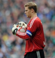 Fussball: 1. Bundesliga Saison 2010/2011: SV Werder Bremen - FC Schalke 04