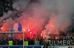 FUSSBALL GC Fans mit Bengalischen Feuer