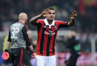 FUSSBALL INTERNATIONAL CHL ACHTELFINALE 12/13: AC Mailand - FC Barcelona