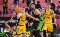 Basketball 2. Bundesliga 2021/2022: Tigers Tuebingen - ROEMERSTROM Gladiators Trier