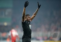 Fussball DFB Pokal Achtelfinale 13/14 : JUBEL Mohamadou Idrissou (1. FC Kaiserslautern)