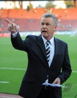 Fussball CHL  Saison 2011/2012:  Trainer Ottmar HITZFELD (Schweiz)