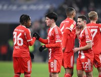 Fussball 1. Bundesliga  Saison  2025/2026  16. Spieltag FC Bayern Muenchen -  VfL Wolfsburg