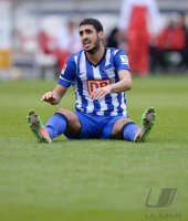 Fussball  1. Bundesliga  13/14:  Tolga Cigerci (re, Hertha)
