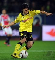 Fussball: Euroa League, Saison 2010/2011: Dortmund - Sevilla, KAGAWA am Ball