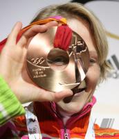 Olympische Spiele 2006 Turin - Biathlon Martina Glagow (GER) mit Medaille