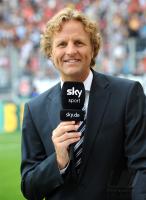 Fussball DFB Pokal 1. Runde  09/10  Spvgg Neckarelz - FC Bayern Muenchen