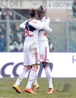FUSSBALL SERIE A:  Stephan El Shaarawy und Niang M'Baye (v. li., AC Mailand)