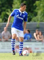 FUSSBALL, 1. BUNDESLIGA, SAISON 2010/2010: Schalke: PAPADOPOULOS Einzelaktion