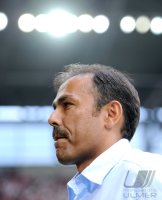 Fussball 1. Bundesliga, Saison 2011/2012:  Trainer Jos Luhukay (FC Augsburg)