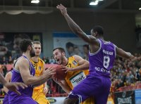 Basketball 1. Bundesliga 14/15 Hauptrunde:  Walter Tigers Tuebingen - BG Goettingen