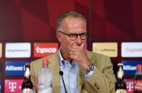 Fussball 1. Bundesliga 15/16: PK Wechsel Bastian Schweinsteiger (FC Bayern Muenchen)