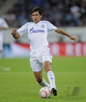 Fussball 1. Bundesliga  Saison 2010/2011  Raul (FC Schalke 04)