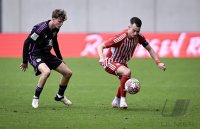 Fussball UEFA Youth League 23/24:  FC Bayern Muenchen - Olympiakos Piraeus