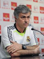 FUSSBALL International  COPA DEL REY  10/11:  Trainer Jose Mourinho (Real Madrid)