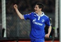 Fussball: 1. Bundesliga Saison 2010/2011: FC St. Pauli Hamburg - FC Schalke 04