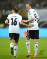 FUSSBALL INTERNATIONAL: Philipp LAHM (li,) mit Andre SCHUERRLE (Deutschland)