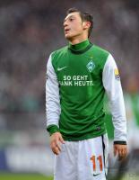 FUSSBALL, 1. BUNDESLIGA, 9. Spieltag: Werder Bremen, OEZIL