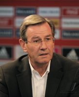 Fussball 1. Bundesliga  2011/2012:   Stellvertretender Vorstandsvorsitzender  Karl Hopfner