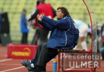 FUSSBALL 1. Bundesliga 1860 Trainer Falko Gtz
