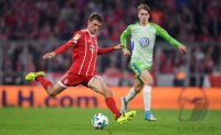 Fussball 1. Bundesliga Saison 17/18: FC Bayern Muenchen - VfL Wolfsburg