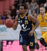 Basketball 1. Bundesliga 14/15 Hauptrunde: Walter Tigers Tuebingen - Alba Berlin