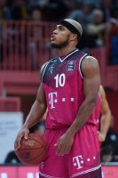 Basketball 1. Bundesliga 15/16 Hauptrunde: Walter Tigers Tuebingen - Telekom Baskets Bonn