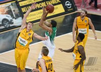Basketball 1. Bundesliga 2012/2013:  Walter Tigers Tuebingen - TBB Trier