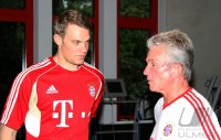 Fussball 1. Bundesliga: Trainer Jupp Heynckes, Manuel Neuer (v. li., FC Bayern Muenchen)