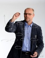 Fussball 1. Bundesliga Saison 12/13: Thomas Schaaf im exklusiven Pressefoto ULMER Shooting