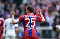 Fussball 1. Bundesliga Saison 14/15: FC Bayern Muenchen - Eintracht Frankfurt