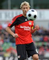 FUSSBALL 1. BUNDESLIGA: Leverkusen, ROLFES Einzelaktion