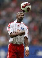 Fussball 1. Bundesliga, Hamburg: CASTELEN Einzelaktion