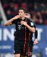 Fussball 1. Bundesliga Saison 14/15: JUBEL FC Bayern Muenchen