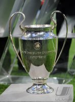 Fussball: Champions League Viertelfinale: BECKENBAUER