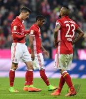 Fussball 1. Bundesliga Saison 16/17: FC Bayern Muenchen - FC Schalke 04