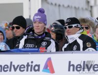 SKI Weltcup  Damen  ST. Moritz:  Maria RIESCH (GER) mit Freund HOEFL