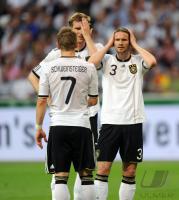 FUSSBALL INTERNATIONAL: Bastian SCHWEINSTEIGER, Per MERTESACKER, Arne FRIEDRICH (v. li., Deutschland)