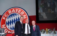 Fussball 1. Bundesliga Jahreshauptversammlung FC Bayern Muenchen