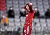 Fussball 1. Bundesliga Saison 21/22: FC Bayern Muenchen - Arminia Bielefeld