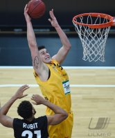 Basketball 1. Bundesliga 15/16 Hauptrunde: Walter Tigers Tuebingen - ratiopharm Ulm