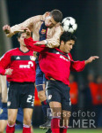 Fussball UCL: Leverkusen - Barcelona,  Zweikampf