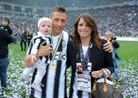 FUSSBALL SERIE A:  Emanuele Giaccherini (Juventus Turin) mit Frau Dania Gazzani und Kind Giuliamaria