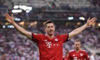 Fussball 1. Bundesliga Saison 18/19: VfB Stuttgart - FC Bayern Muenchen